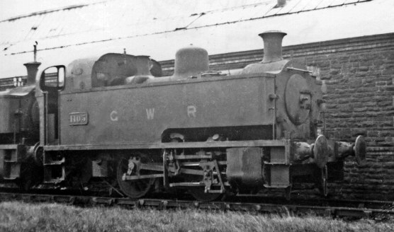 GWR 0-4-0T 1105 at Danygraig Deport, 1946