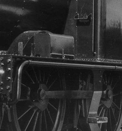 GWR 0-4-2T 4802 initial front step style of 1932
