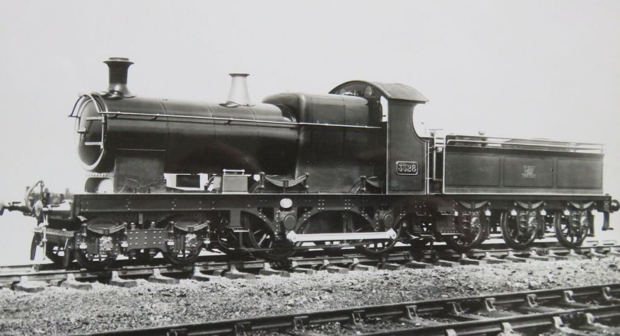 GWR 4-4-0 3528 in early condition