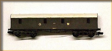 N gauge GWR 'Monster' Covered Carriage Truck