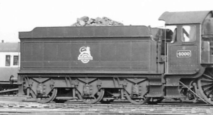 GWR 4000g tender behind loco 4000