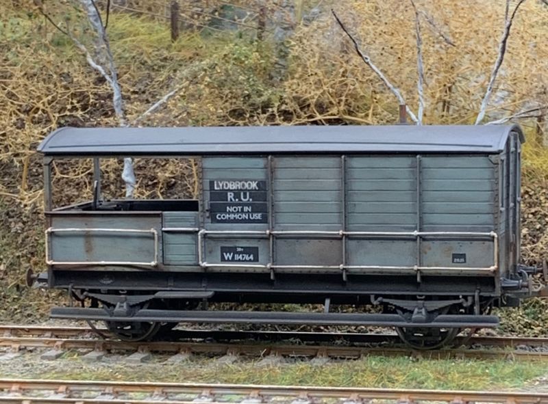 Rapido AA20 brake van