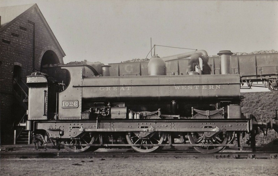GWR 1016 class loco 1026