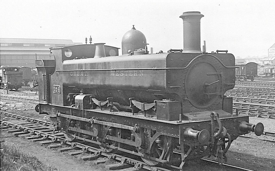 GWR 119 class number 124 at Old Oak Common