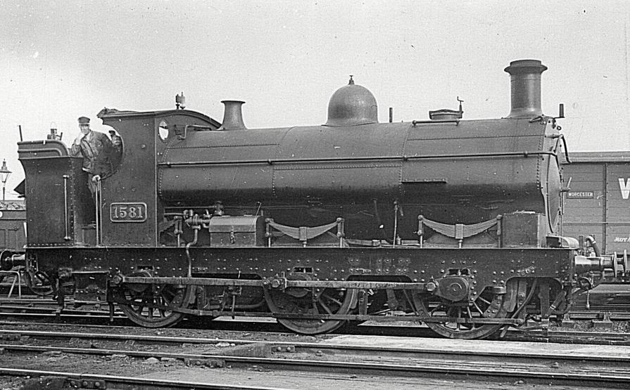 GWR Buffalo saddle tank 1581 at Worcester, April 1923