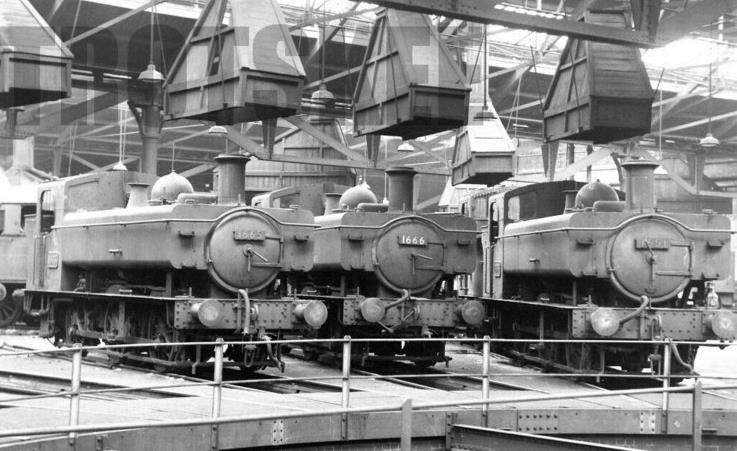 1665, 1666 and 1651 at Llanely in 1963