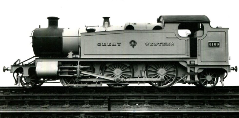 GWR 3169 in works grey