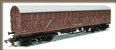 Hornby (ex-Airfix/Dapol) Siphon H dia O12, in BR livery
