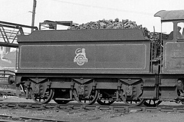 Collett 3500g tender in BR lined black behind Hall 4959.