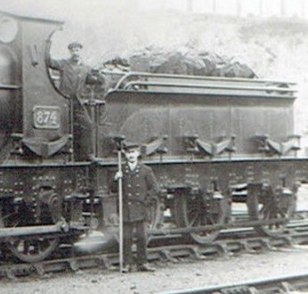 Armstrong tender behind GWR Standard Goods 874