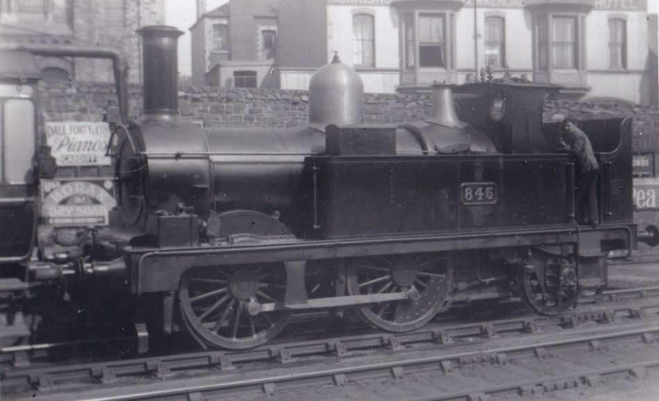 GWR 517 class 845 at Newport